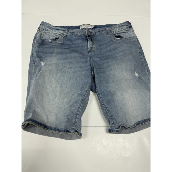 torrid Pants - TORRID Women's Bermuda Shorts Women's Size 18 Rolled Cuff Long Denim Shorts